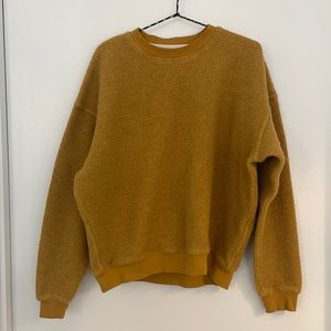 Outdoor Voices MegaFleece Crewneck Sweatshirt size Large